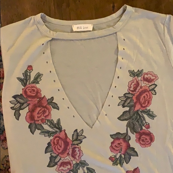 Deep V Choker Top - Picture 3 of 6